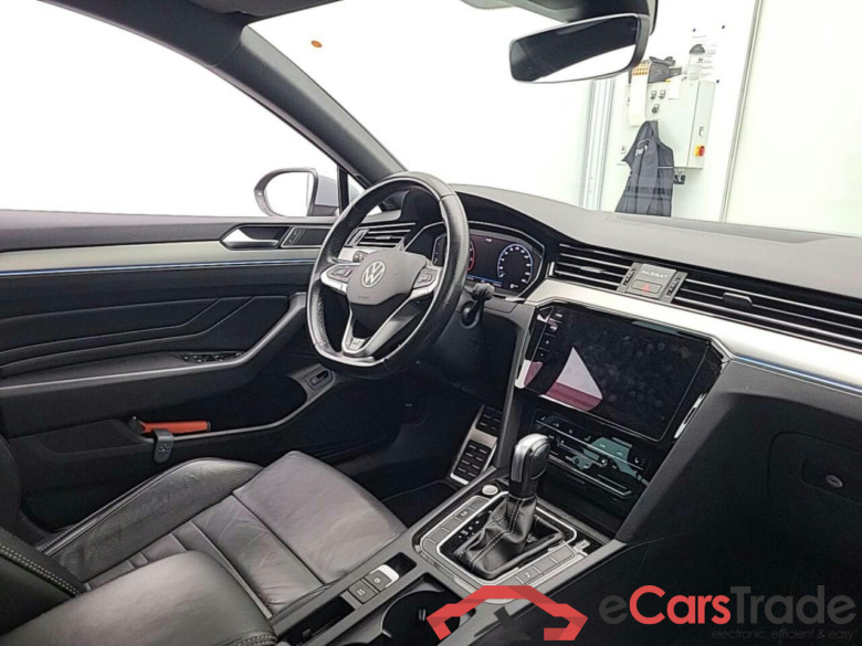 VOLKSWAGEN Passat Variant 1.5 TSI R-Line Bns+ DSG #3