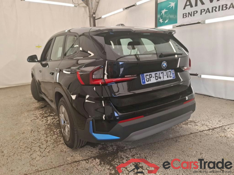 BMW iX1 / 2022 / 5P / SUV xDrive30 xLine #3