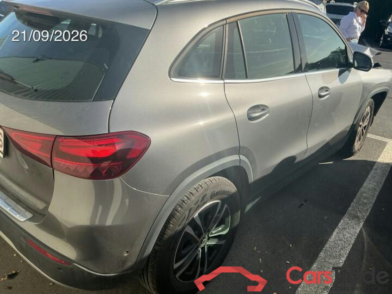 Mercedes GLA GLA 180 d Essential Line 85kW/116pk  5D/P Auto-8 #4