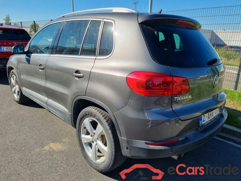 VOLKSWAGEN Tiguan Sport & Style 1.4 TSI BlueMotion Technology 118 kW (160 ch) 6 vitesses manuel #3