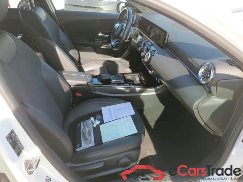 MERCEDES-BENZ Clase A / 2018 / 4P / sedán Sedán A 180 d #6