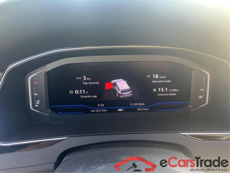 VOLKSWAGEN Passat / 2019 / 5P / familiar Variant R-Line 1.5 TSI 110kW (150CV) DSG #5