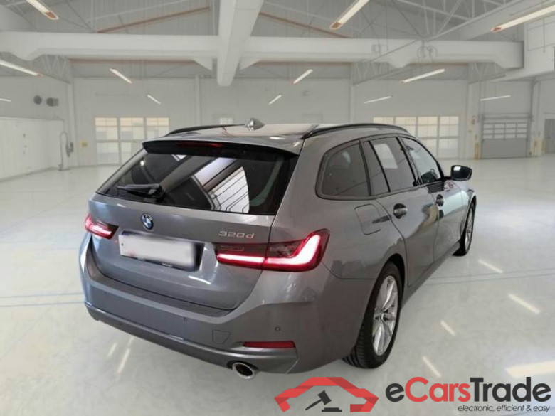 BMW SERIE 3 / 2022 / 5P / STATION WAGON 320D 48V TOURING AUTO #2