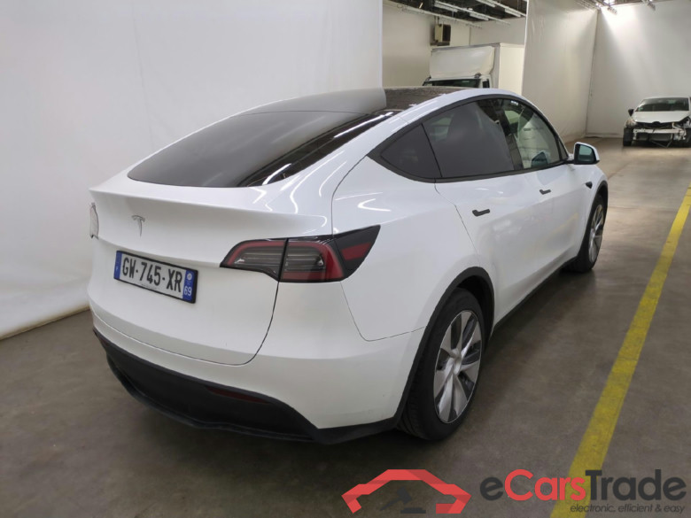 TESLA Model Y / 2021 / 5P / SUV RWD #5