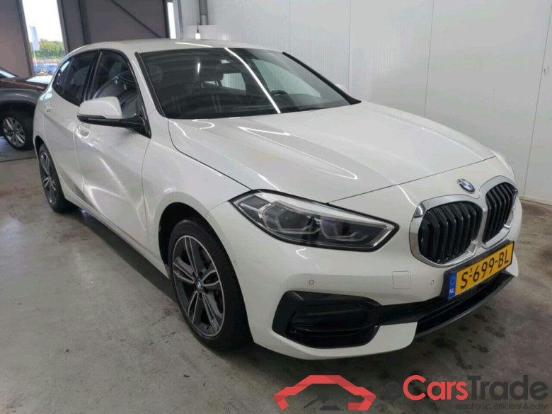 BMW 1-serie 118i Intro Ed. #5