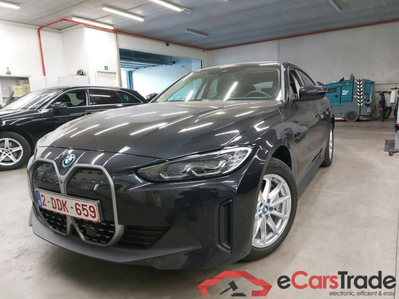 BMW I - BMW I4 eDrive40 340PK With Climatic & Navigation & Driving Assistant Pack & Active Cruise Control & Comfort Access & Parking Assistant Plus & Power Foldable Trailer Hook * ELECTRIC * #1