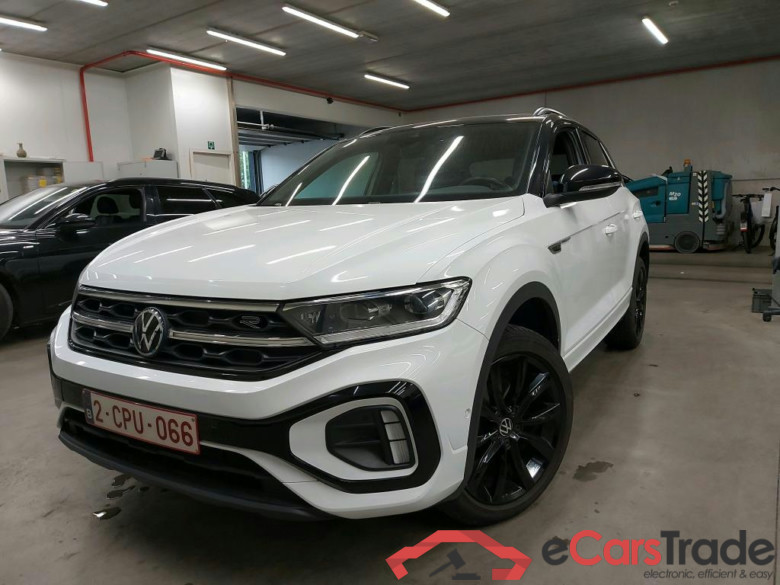 VOLKSWAGEN - VW  T-ROC TSI 110PK R-Line Business With R line Sport Seats & Style Black Pack & Heated Steering Wheel & LED Matrix * PETROL *