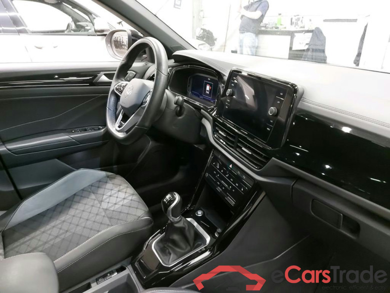 VOLKSWAGEN - VW  T-ROC TSI 110PK R-Line Business With R line Sport Seats & Style Black Pack & Heated Steering Wheel & LED Matrix * PETROL * #3