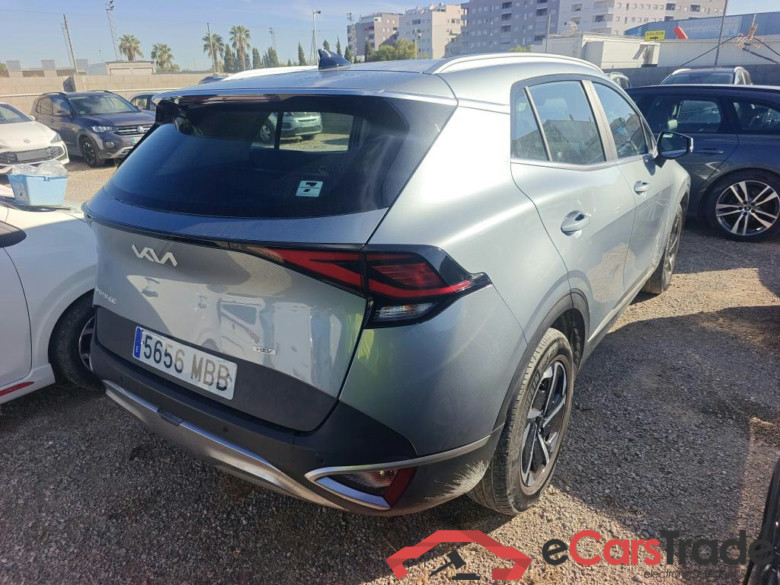 KIA Sportage / 2022 / 5P / todoterreno 1.6 T-GDi HEV 171kW (230CV) Drive 4X2 #2