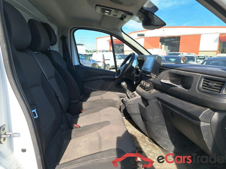 RENAULT Trafic / 2021 / 4P / furgón Furgón L1H1 Blue dCi 96 Kw (130 CV) (AC4) #6