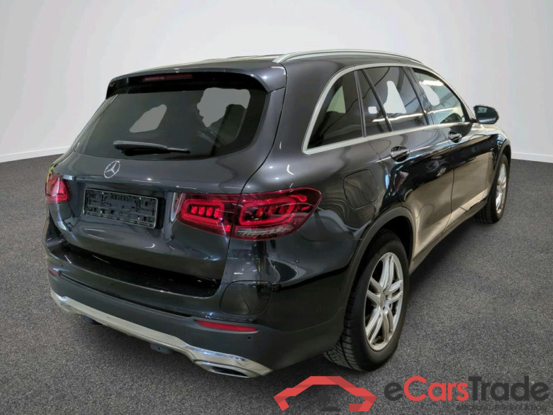 GLC -Klasse GLC 300 de 4Matic (253.911) 2.0 225KW AT9 E6d #2