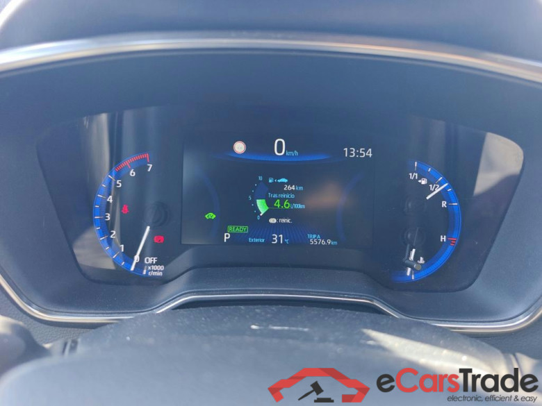 TOYOTA Corolla / 2019 / 5P / familiar 1.8 125H ACTIVE TECH E-CVT TOU SPORT #4