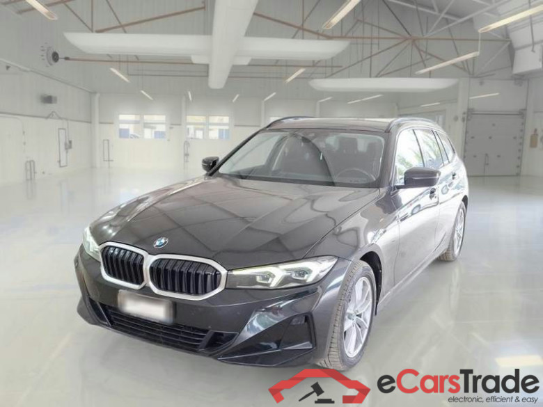 BMW SERIE 3 / 2022 / 5P / STATION WAGON 316D 48V TOURING AUTO