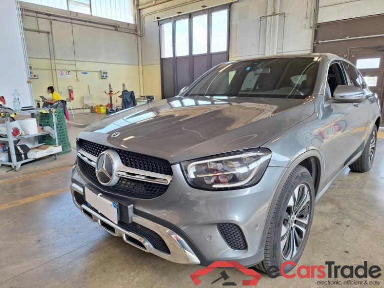 MERCEDES-BENZ GLC COUPÈ / 2019 / 5P / SUV 220 D 4MATIC SPORT AUT.