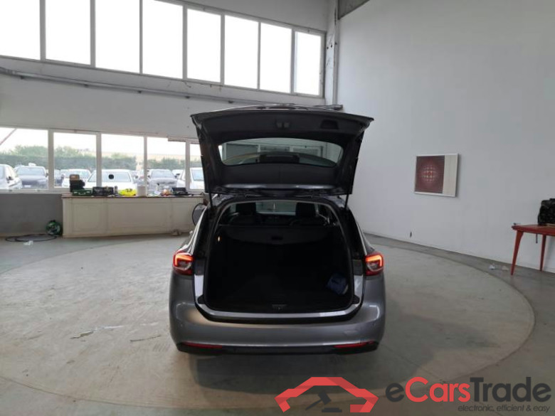 OPEL INSIGNIA / 2017 / 5P / STATION WAGON ST 1.6 CDTI BUSINESS 136CV SeS AT6 #5