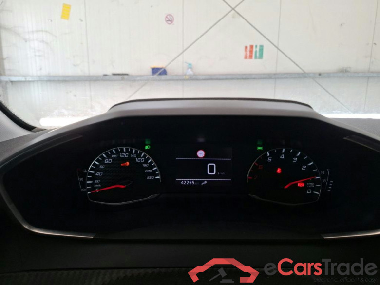 PEUGEOT 208 / 2019 / 5P / Berline Puretech 75 S&S Active Business #6