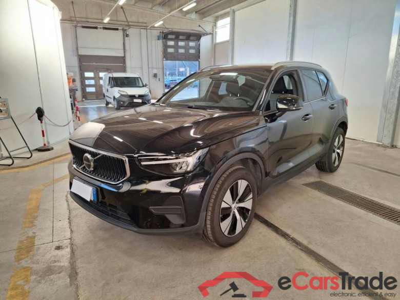 VOLVO XC40 / 2021 / 5P / SUV B3 AUTOMATICO CORE #1