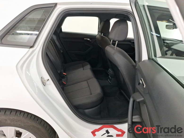 AUDI A3 SPORTBACK 1.4 40 TFSI E S TRONIC SPORTB ATTRACTION #6
