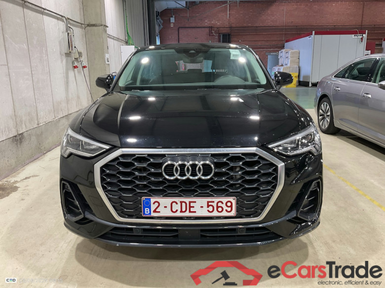 AUDI Q3 Sportback 1.4 45 TFSI E S TRONIC #2