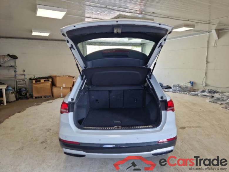 AUDI Q3 / 2018 / 5P / SUV 35 TDI S TRONIC BUSINESS ADVANCED #5