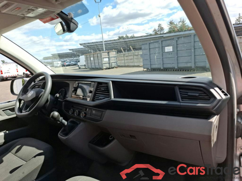 VOLKSWAGEN Transporter / 2019 / 4P / Fourgon tôlé 2.0 TDi 110 L1H2 Business Line #5