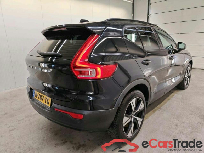 VOLVO XC40 Recharge Pro #2