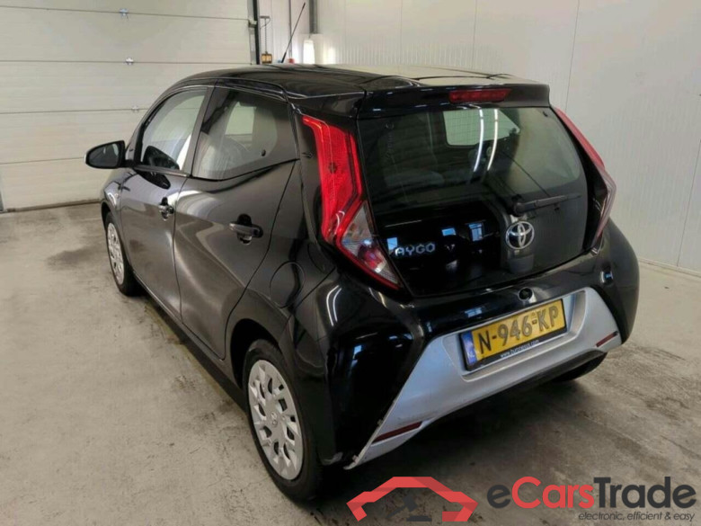 TOYOTA Aygo 1.0 VVT-i x-play #6