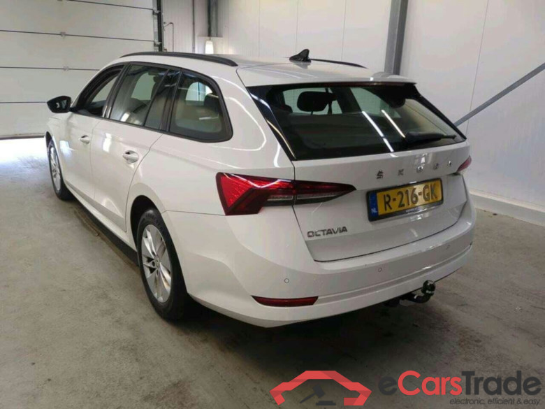 SKODA Octavia Combi 1.0 TSI Ambition #6