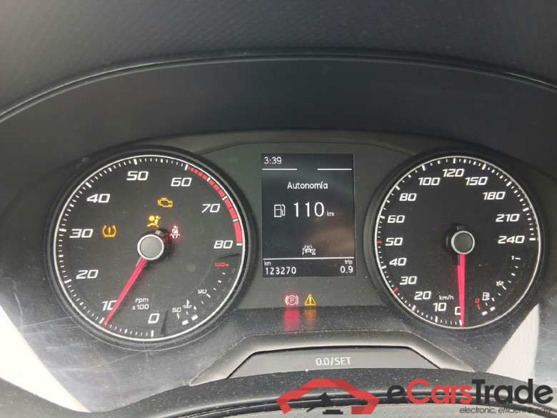 SEAT Ibiza / 2017 / 5P / berlina con portón 1.0 TSI 81kW (110CV) Style Plus(SP) #4