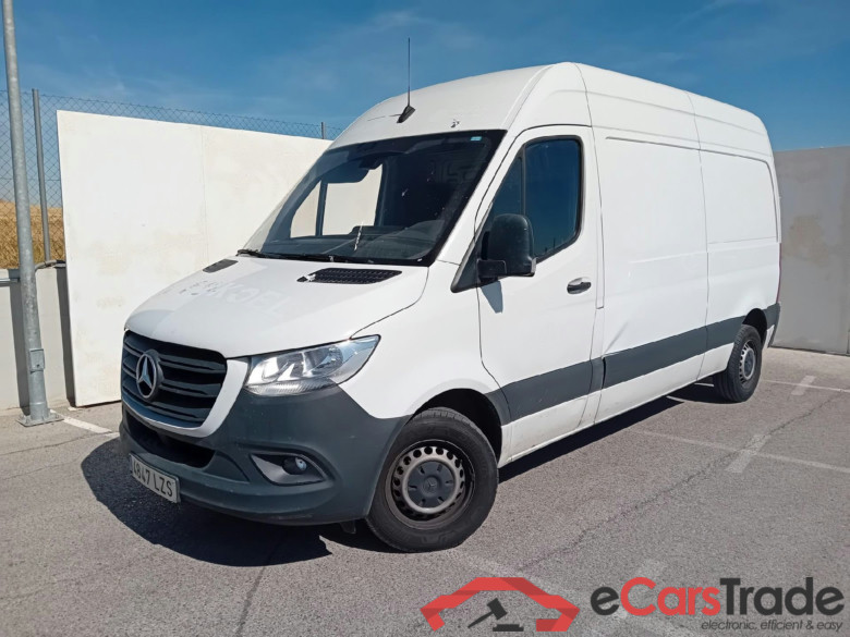 MERCEDES-BENZ Sprinter / 2018 / 4P / furgón 211 CDI MEDIO 3.0T T. ALTO TD #1