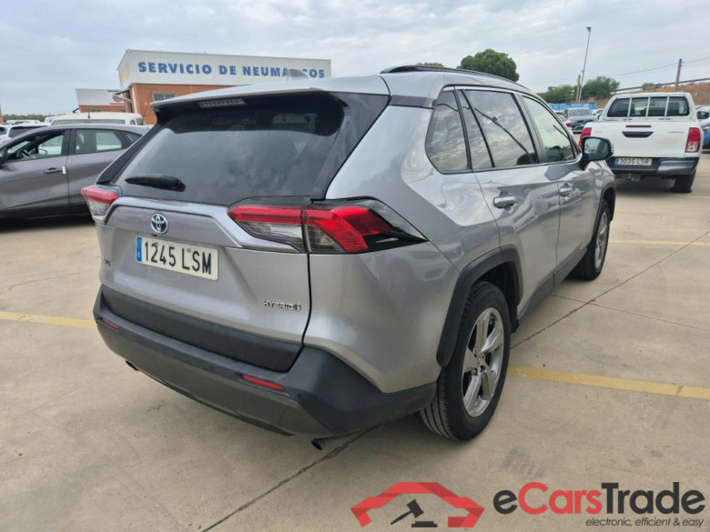 TOYOTA Rav4 / 2018 / 5P / todoterreno 2.5l 220H Advance #2