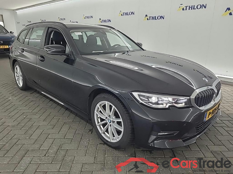 BMW 3-serie Touring 318iA Business Edition 5D 115kW #2