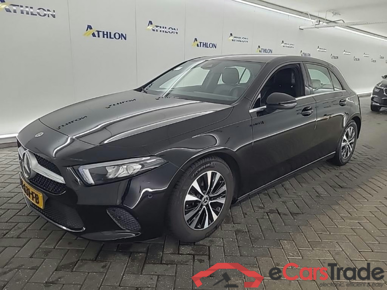 MERCEDES-BENZ A-klasse A 180 7G-DCT Business Solution 5D 100kW