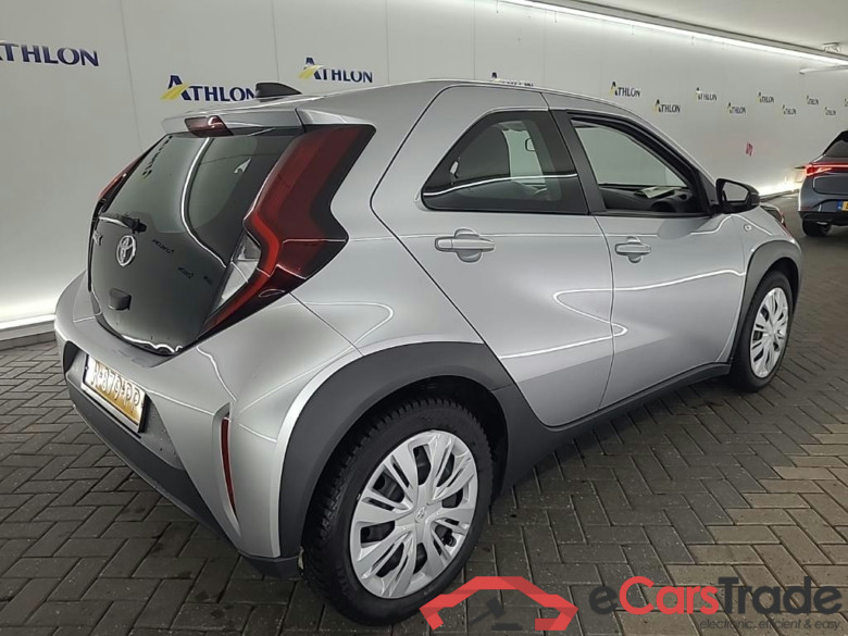 TOYOTA Aygo X 1.0 VVT-I MT play 5D 53kW #3