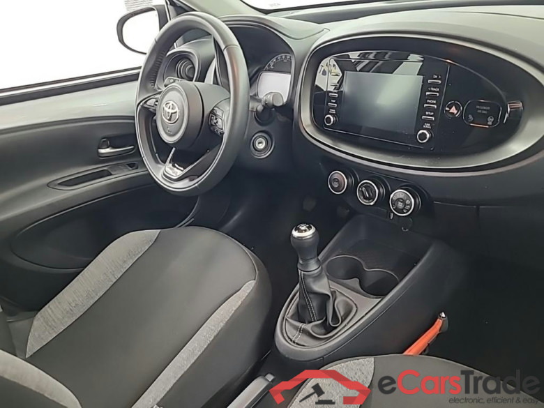 TOYOTA Aygo X 1.0 VVT-I MT play 5D 53kW #6