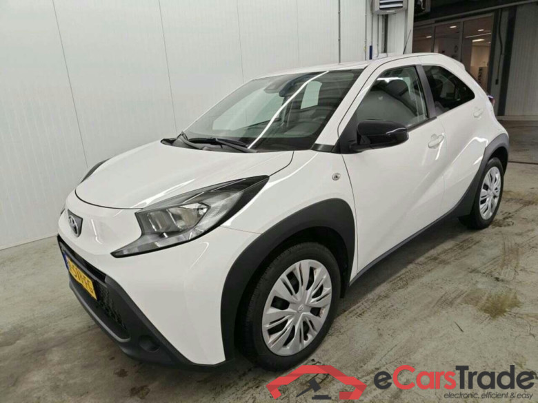 TOYOTA Aygo X 1.0 VVT-i MT Play