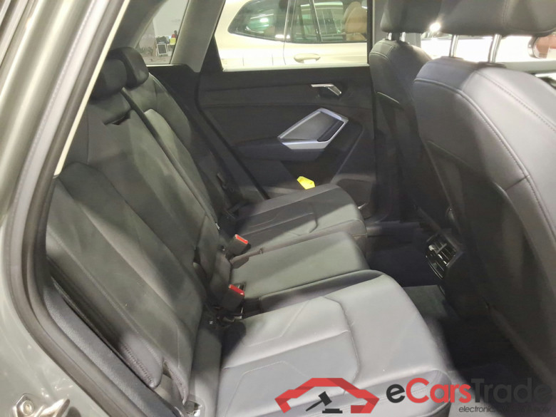 AUDI Q3 1.4 45 TFSI E S TRONIC #5