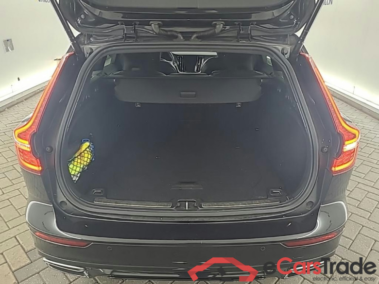 VOLVO V60 2.0 B4 R-Design #5