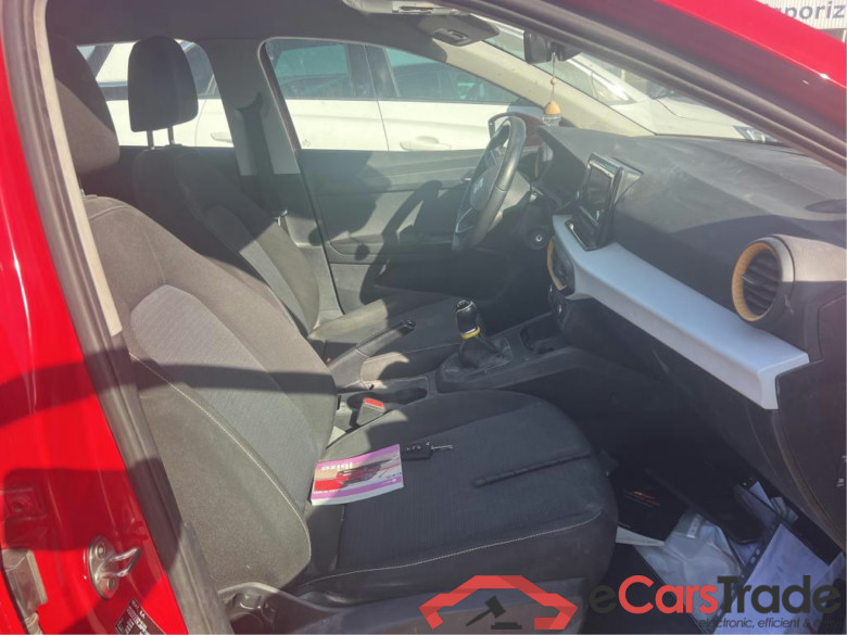 SEAT Ibiza / 2017 / 5P / berlina con portón 1.0 TSI 81kW (110CV) Style XL(SP) #6