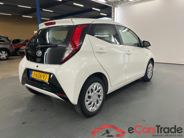 TOYOTA Aygo 1.0 VVT-i x-play #4