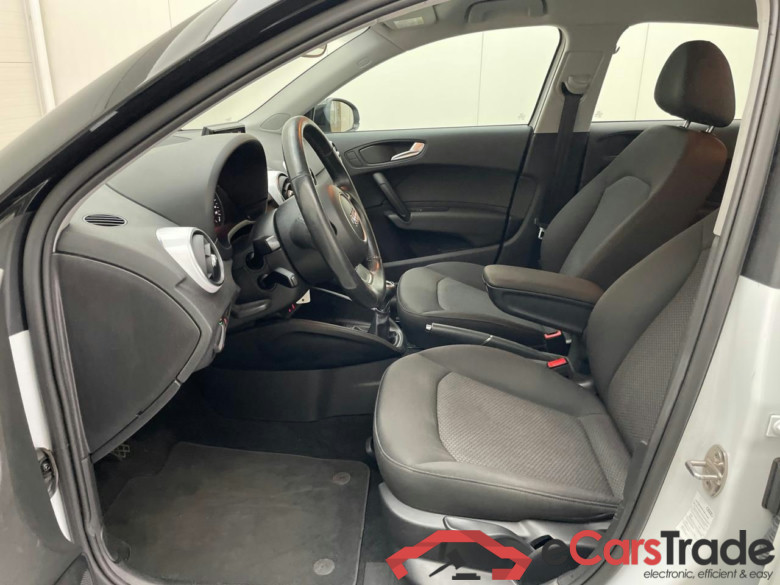 AUDI A1 SPORTBACK 1.0 TFSI Adrenalin #5