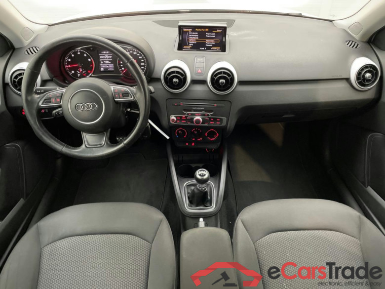 AUDI A1 SPORTBACK 1.0 TFSI Adrenalin #6