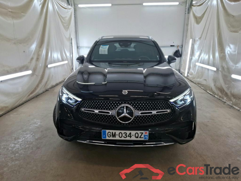 MERCEDES-BENZ GLC / 2022 / 5P / SUV GLC 300 e AMG Line 4MATIC