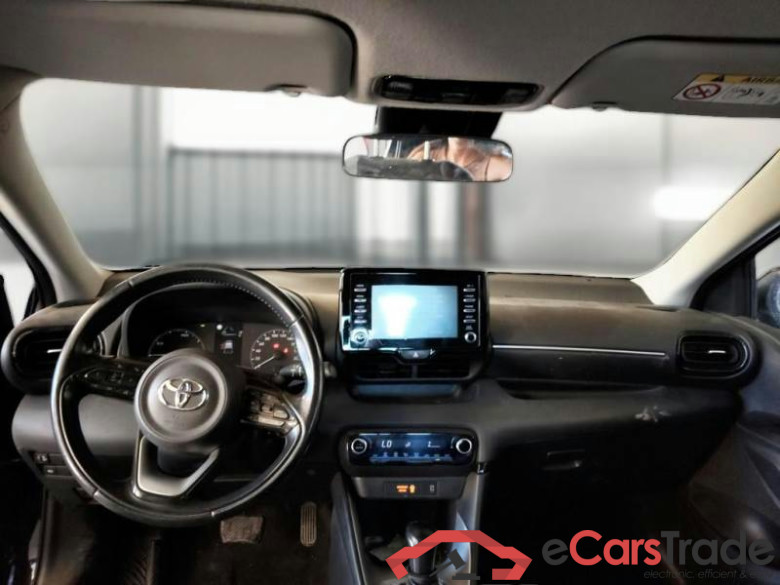 TOYOTA YARIS / 2020 / 5P / BERLINA HYBRID BUSINESS MY21 #3