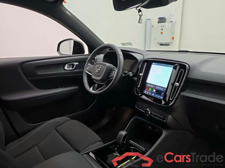 VOLVO XC40 RECHARGE CORE #3