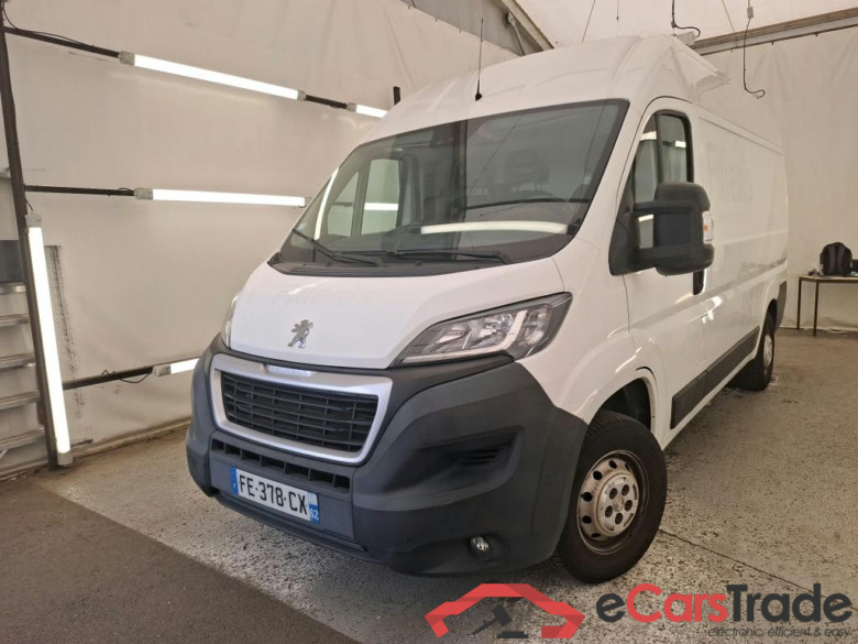 PEUGEOT Boxer / 2014 / 4P / Fourgon tôlé BLUEHDI 110 PREMIUM PACK 330 L2H2 #1
