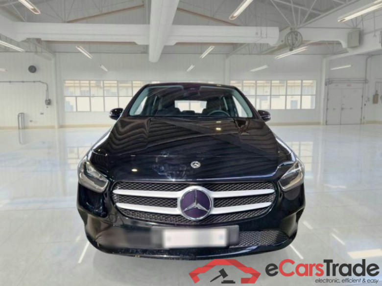 MERCEDES-BENZ CLASSE B / 2018 / 5P / MONOVOLUME B 180 D AUTOMATIC EXECUTIVE #6