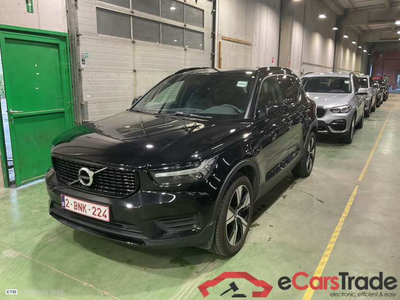 VOLVO XC40 1.5 T5 PHEV R-DESIGN DCT #1