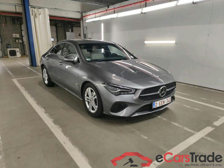 Mercedes CLA 200d Aut. LED Widescreen Navi Sport-Leather KeylessGo Camera Klima PDC ... #2