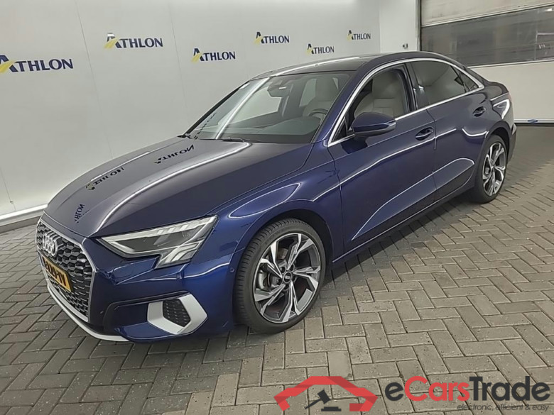 AUDI A3 Limousine 30 TFSI S tronic Business edition 4D 81kW #1